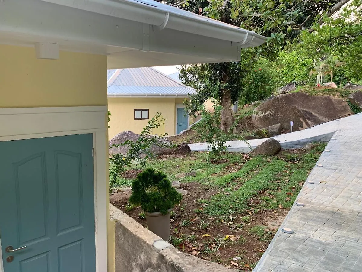 Naturalis - Oceanview Residences Misere Guest house